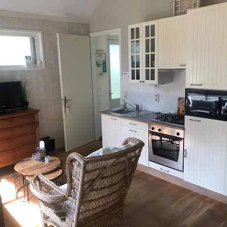 Holiday home Texelduinen59 *